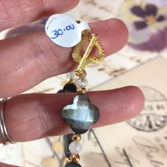 Abalone and moonstone beaded bracelet - Picture 5 of 8